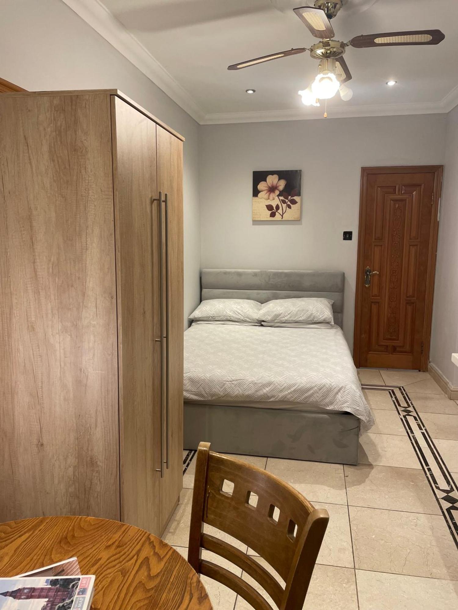 North London Studio Apartment Esterno foto