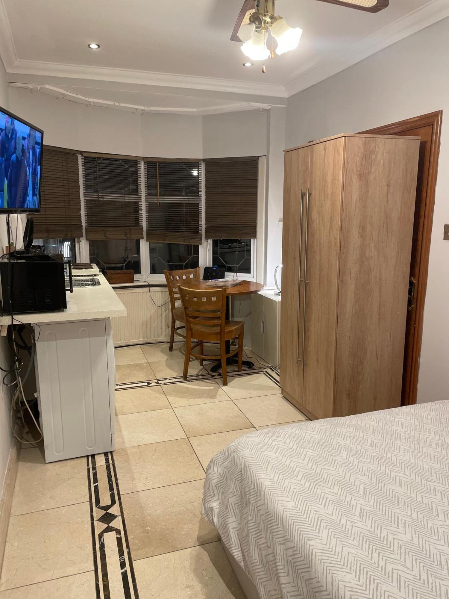 North London Studio Apartment Esterno foto